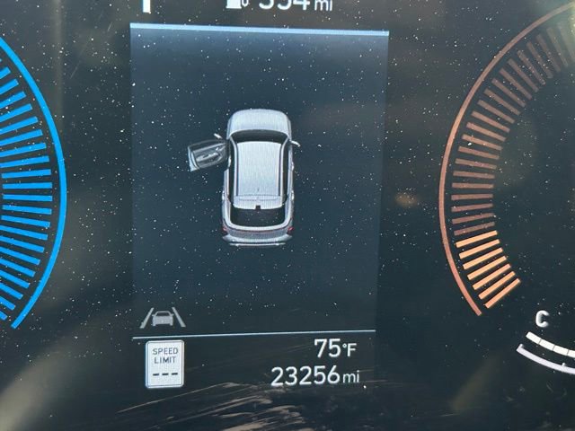 Used 2025 Hyundai Kona SEL image 23