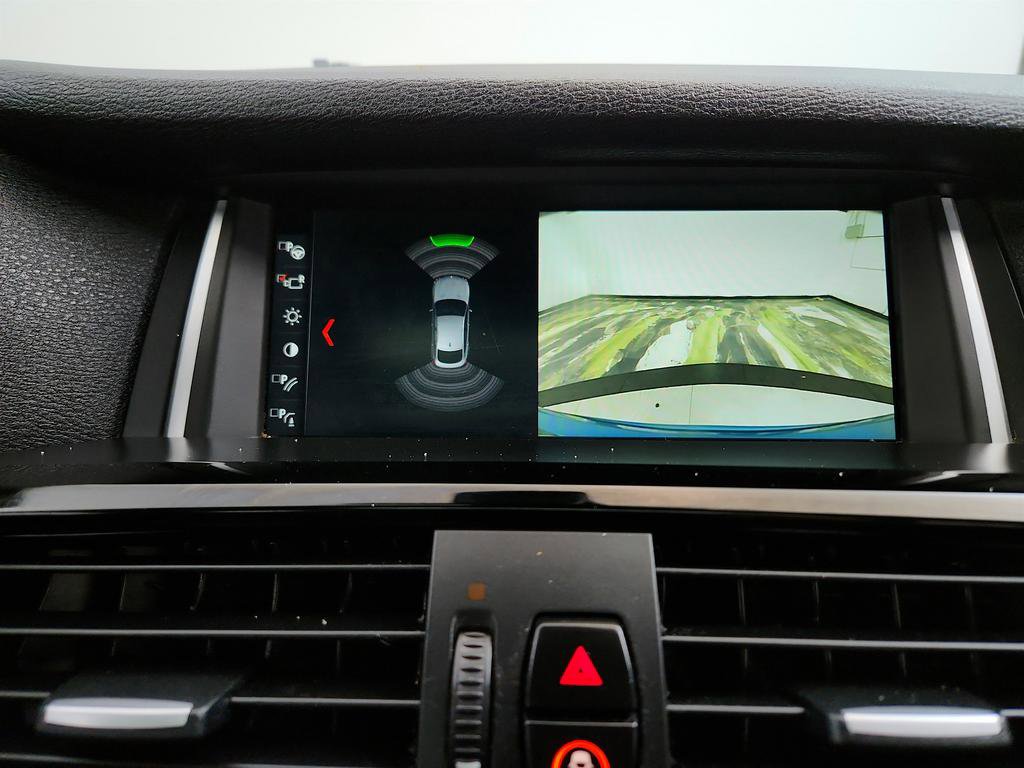 Used 2018 BMW X4 M40i image 21