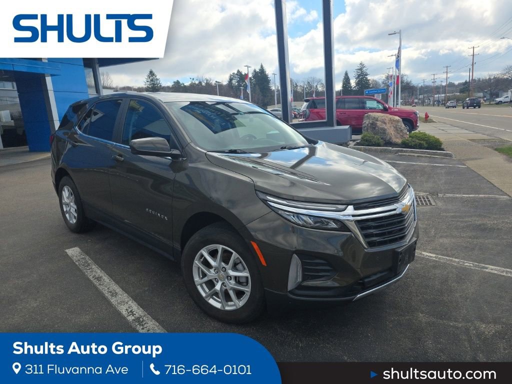 Used 2023 Chevrolet Equinox LT image 1
