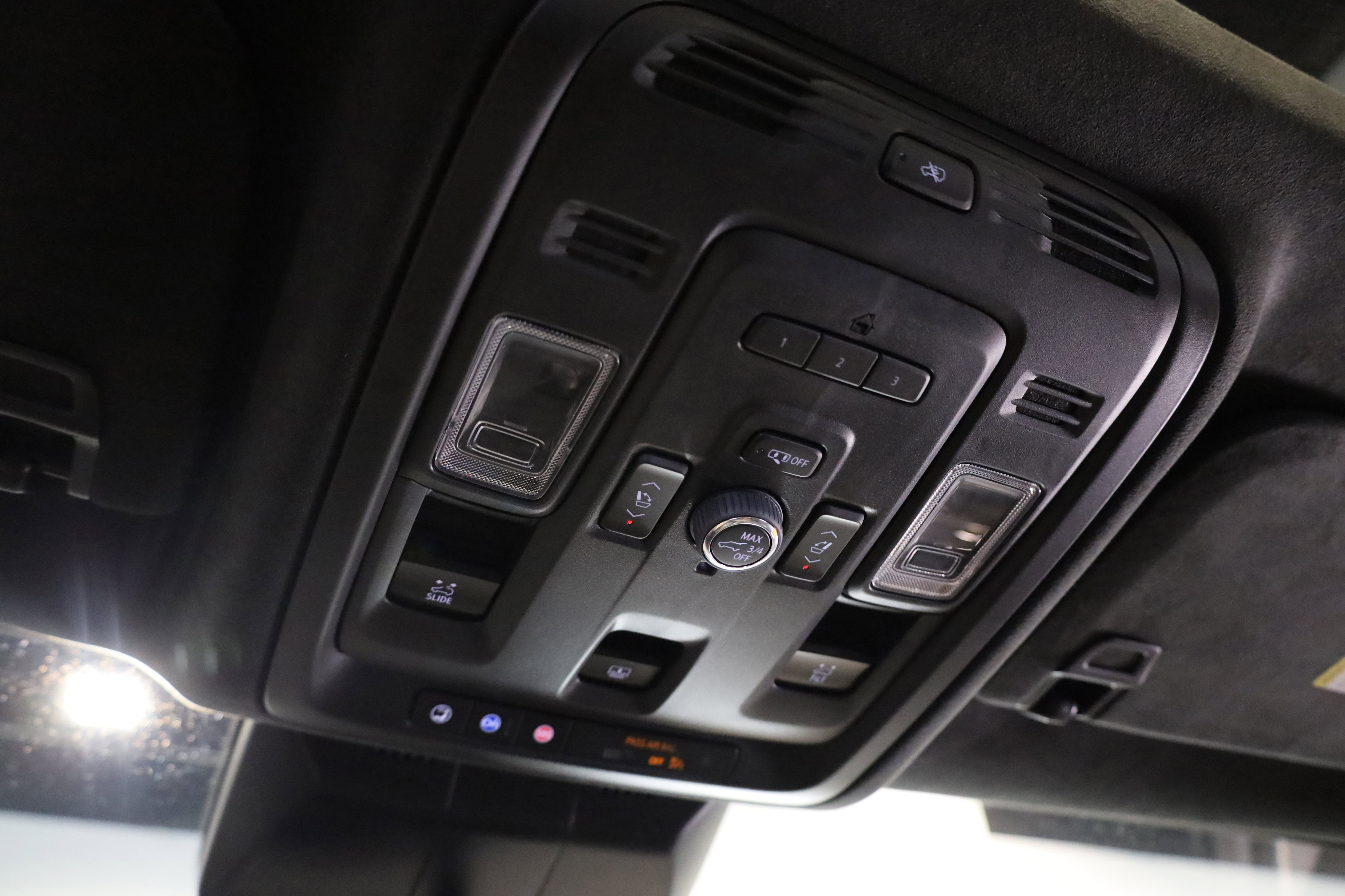 Used 2023 Cadillac Escalade V image 35