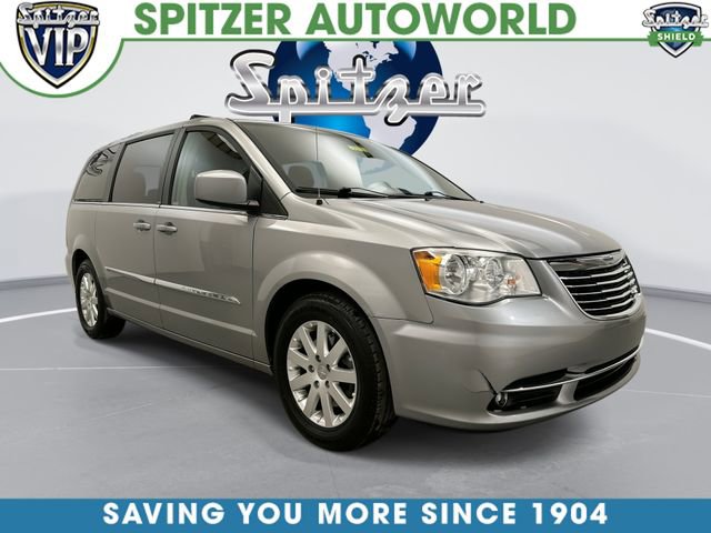 Used 2014 Chrysler Town & Country Touring FWD video 1
