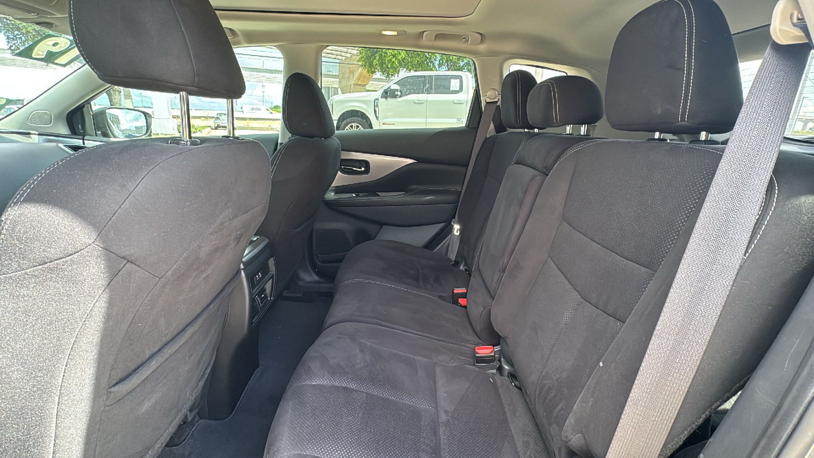 Used 2019 Nissan Murano SV w/ Premium Package FWD image 15