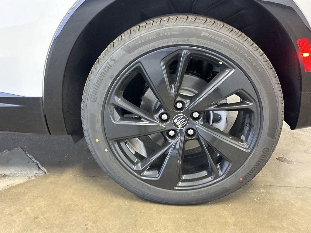 New 2025 Buick Envision Sport Touring image 38