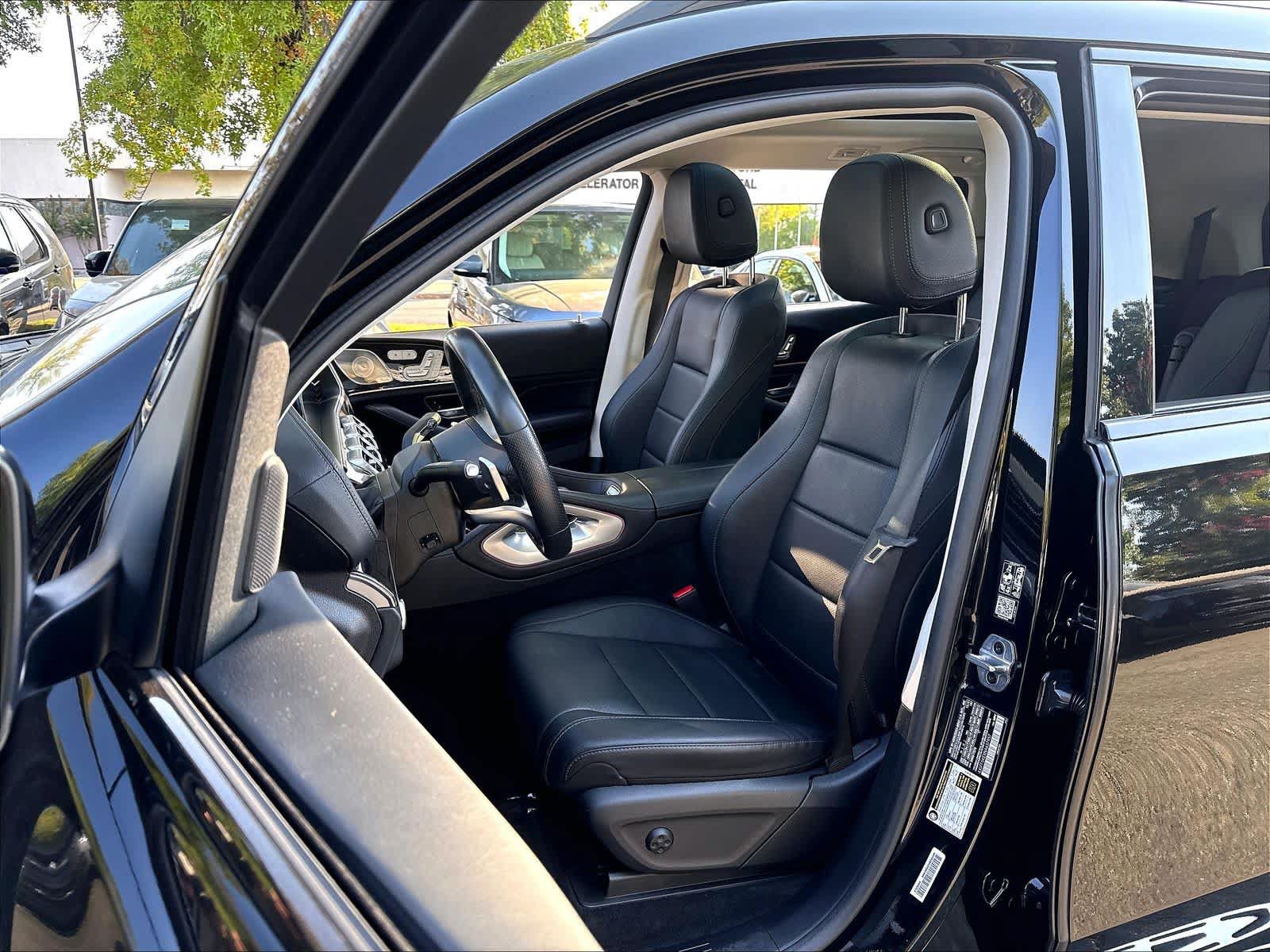 Used 2022 Mercedes-Benz GLS 450 4MATIC image 28