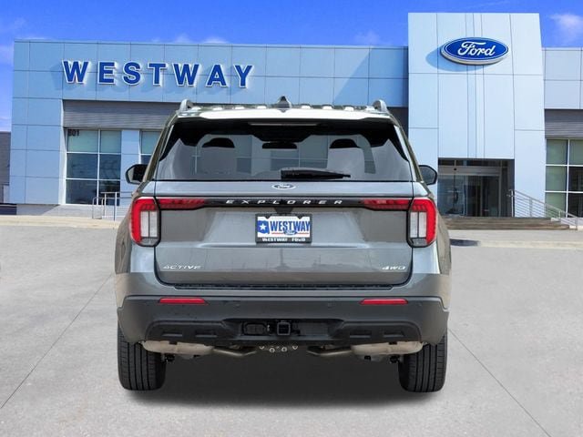 New 2026 Ford Explorer Active AWD/4WD image 4