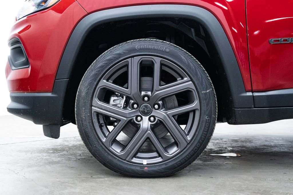 New 2026 Jeep Compass Latitude AWD/4WD image 7