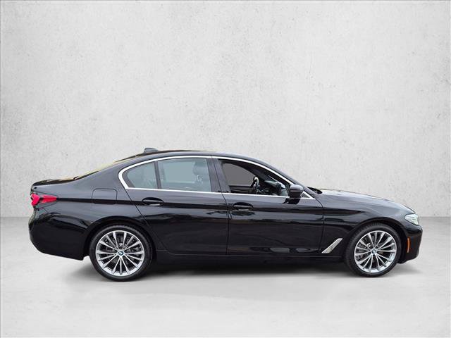 Certified 2023 BMW 530i w/ Premium Package RWD image 4