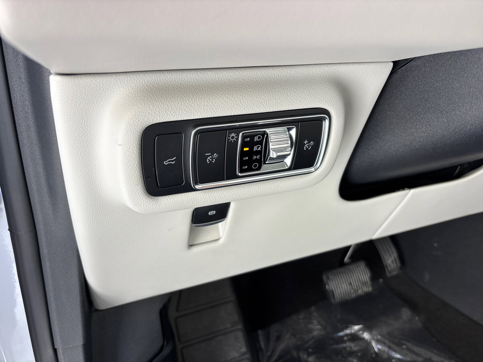 New 2026 Lincoln Nautilus Reserve image 14