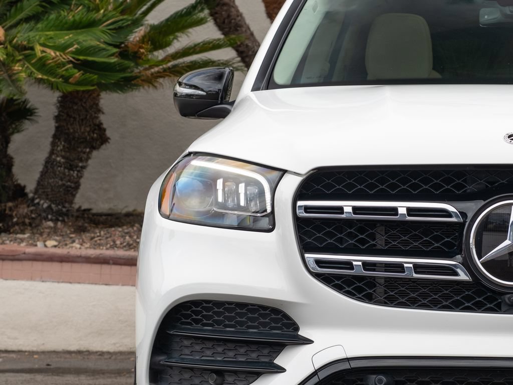Used 2023 Mercedes-Benz GLS 450 4MATIC image 9