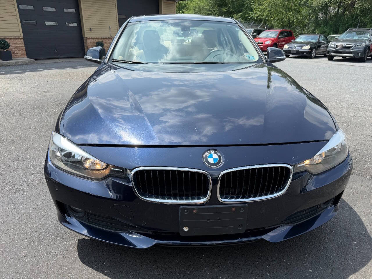 Used 2014 BMW 328d xDrive Sedan w/ Driver Assistance Package AWD/4WD image 3