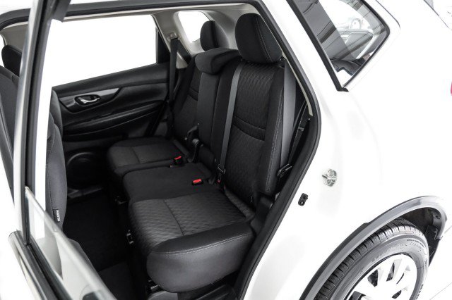 Used 2017 Nissan Rogue S FWD image 31