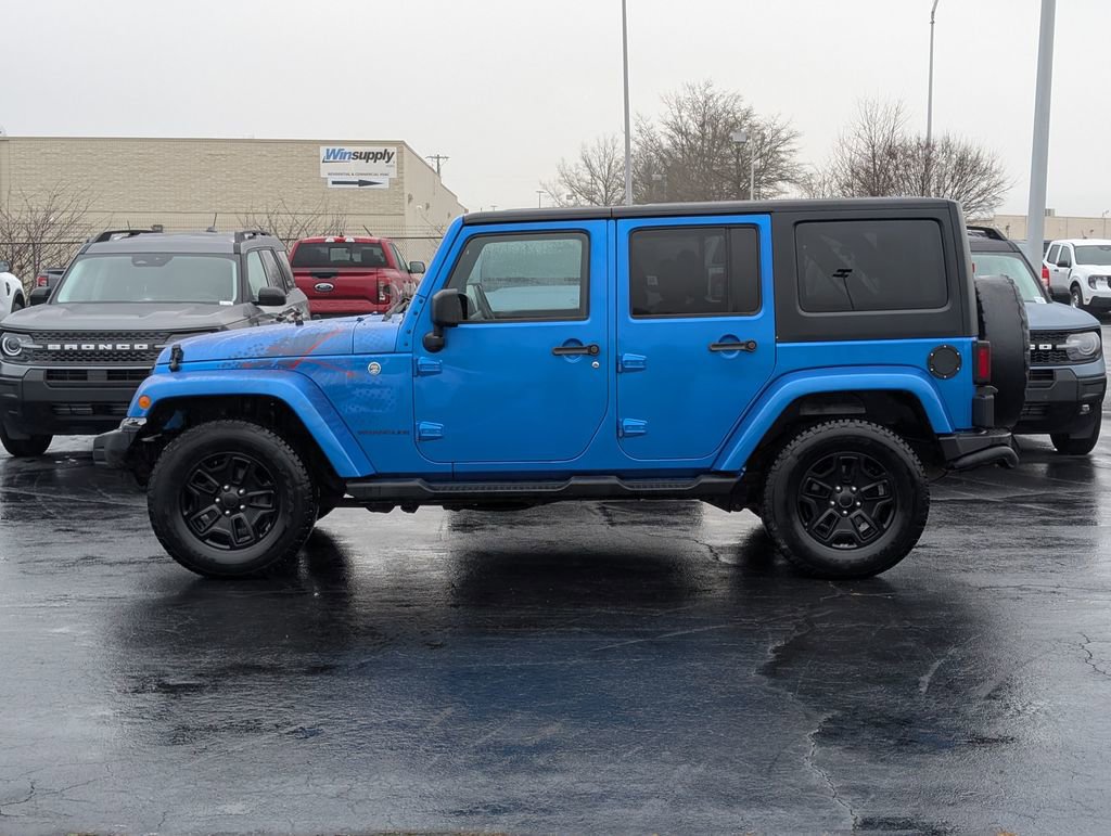 Used 2016 Jeep Wrangler Unlimited Sahara image 5