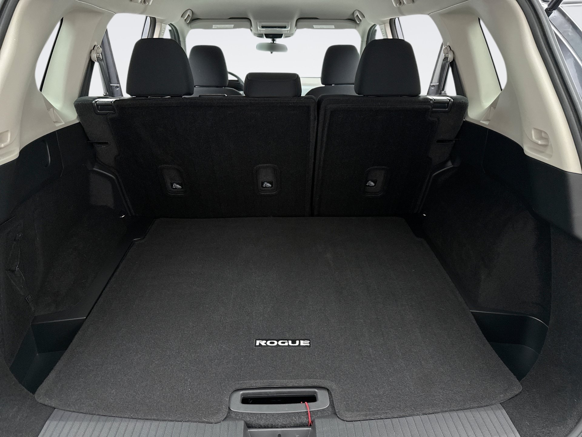 Used 2023 Nissan Rogue S AWD/4WD image 20