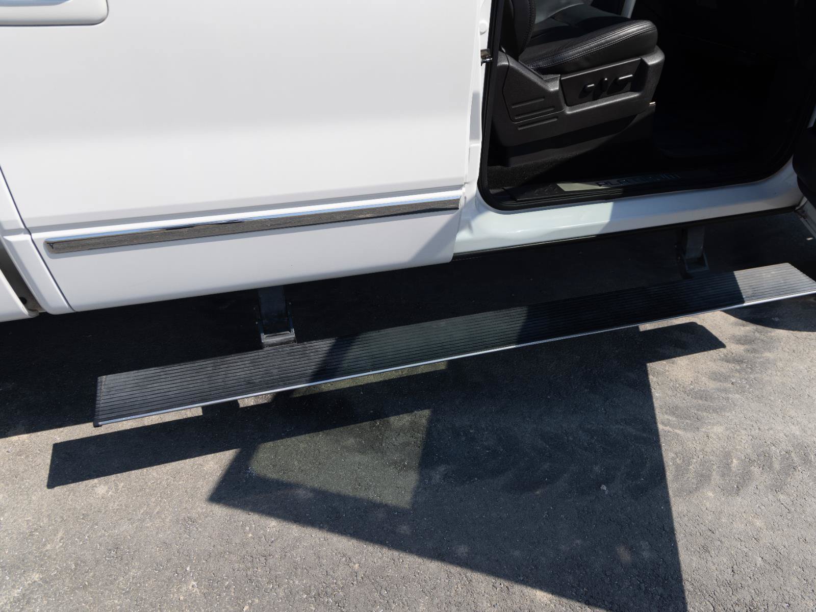Used 2013 Ford F150 Platinum AWD/4WD image 29