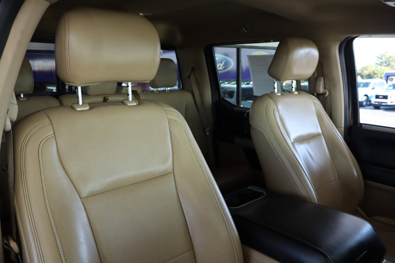 Used 2017 Ford F350 Lariat w/ Lariat Value Package image 39