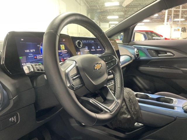 Used 2025 Chevrolet Equinox EV LT w/ Convenience Package FWD image 14