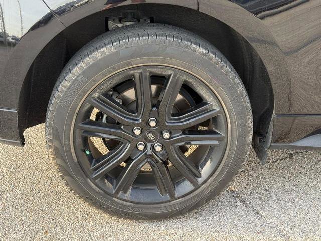 Certified 2024 Ford Edge ST-Line image 7