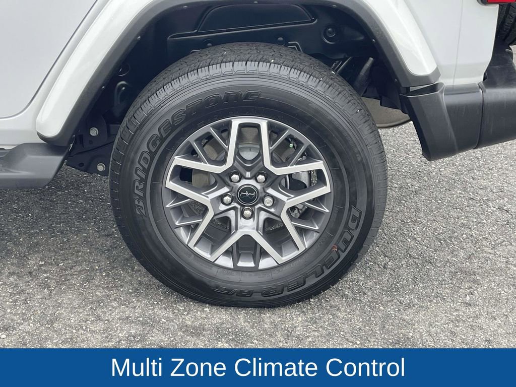Certified 2025 Jeep Wrangler Sahara image 12