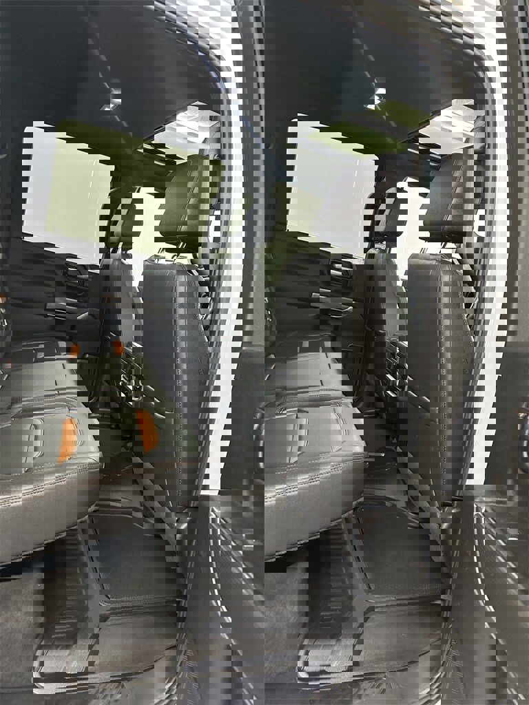 Used 2021 GMC Sierra 2500 AT4 w/ AT4 Premium Plus Package image 40