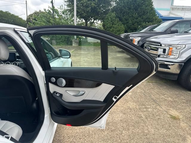 Used 2015 Mercedes-Benz C 400 4MATIC w/ Multimedia Package image 30