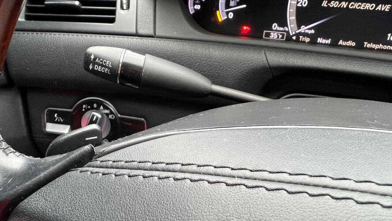 Used 2010 Mercedes-Benz CL 550 CL 550 4MATIC AWD 2dr Coupe image 27