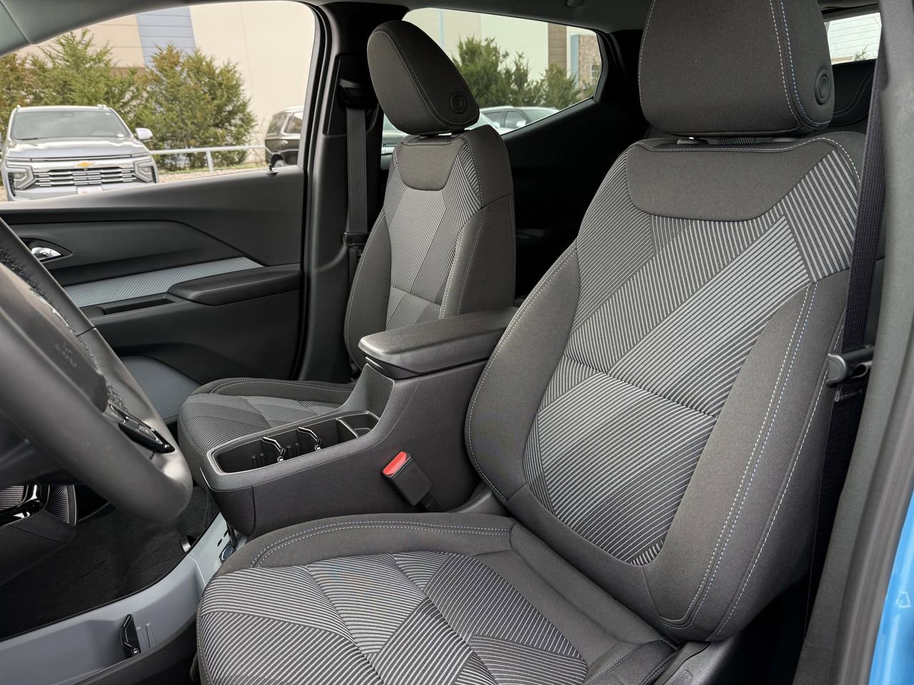 New 2027 Chevrolet Bolt LT w/ Comfort Package image 18