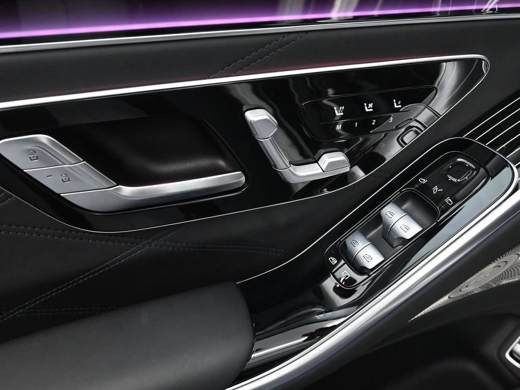 Used 2023 Mercedes-Benz Maybach S 580 4MATIC image 18