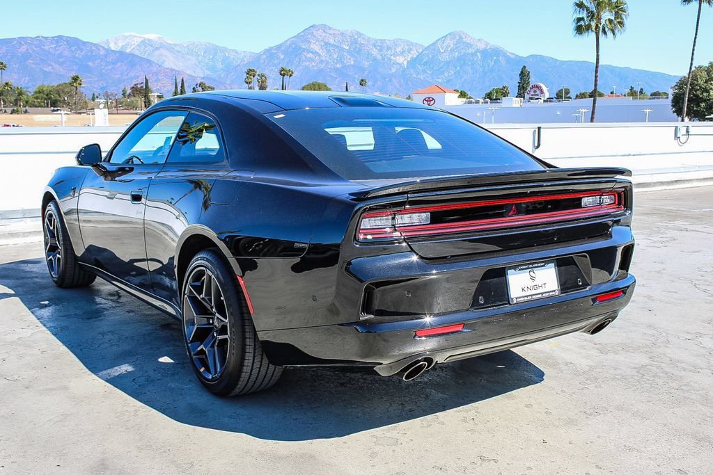 New 2026 Dodge Charger Scat Pack w/ Blacktop Package AWD/4WD image 5