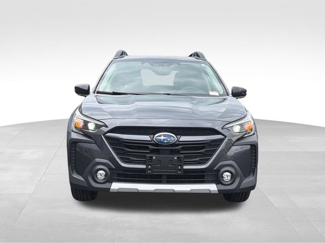 Used 2024 Subaru Outback Limited AWD/4WD image 2