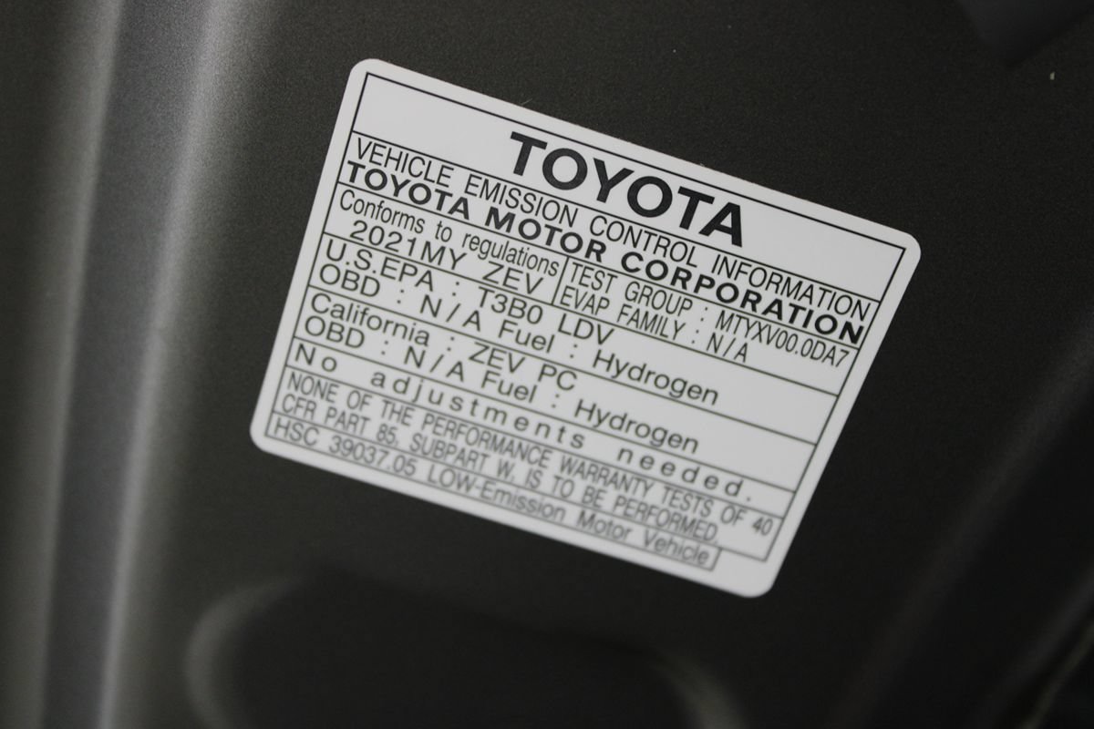 Used 2021 Toyota Mirai w/ Advanced Technology Package RWD image 48