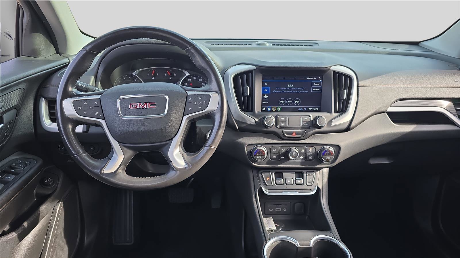 Used 2020 GMC Terrain SLT w/ Preferred Package image 32