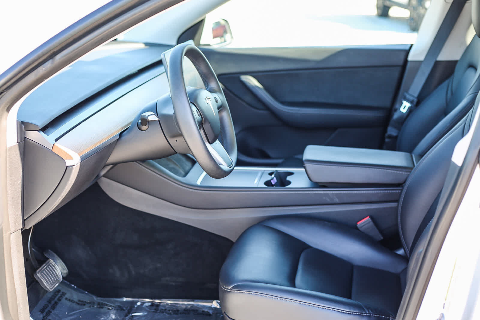 Used 2022 Tesla Model Y Long Range AWD/4WD image 17
