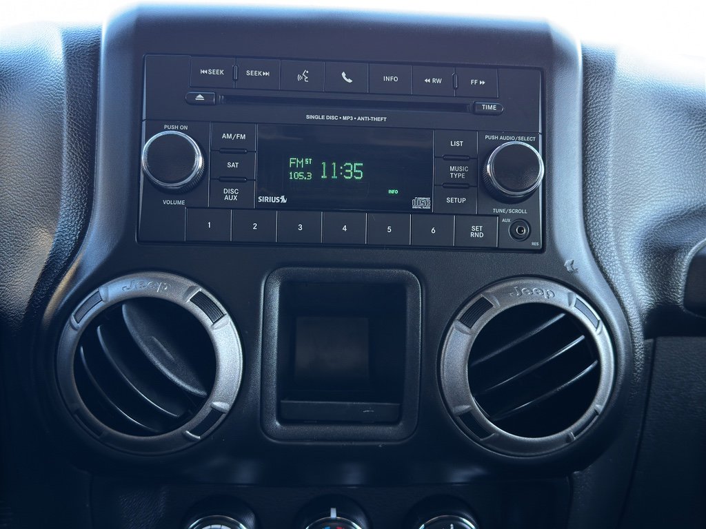 Used 2014 Jeep Wrangler Unlimited Sport image 19