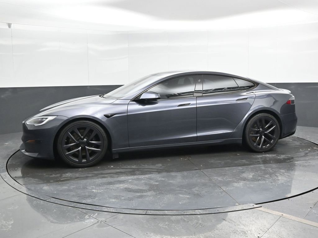 Used 2022 Tesla Model S Plaid image 9