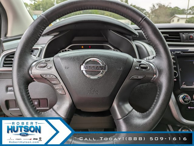 Used 2020 Nissan Murano SV image 17
