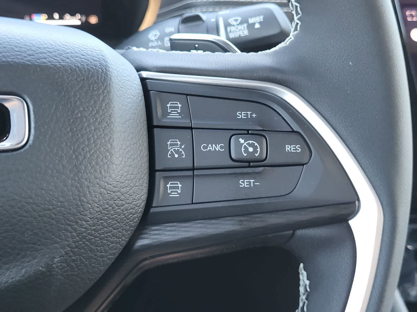New 2026 Jeep Grand Cherokee L 4WD image 16