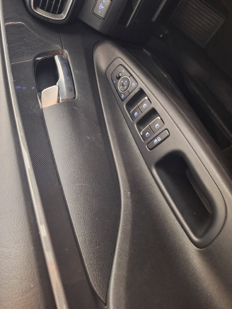 Used 2023 Hyundai Santa Fe SEL FWD image 16