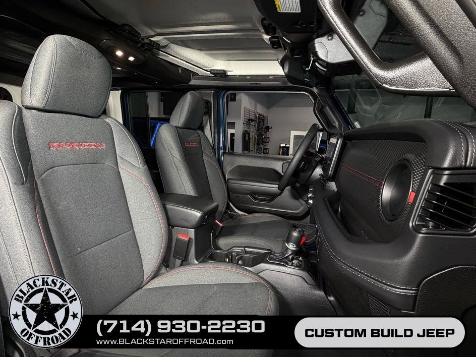 Used 2025 Jeep Wrangler Unlimited Rubicon AWD/4WD image 16