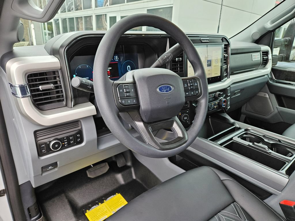 New 2026 Ford F250 XLT w/ XLT Premium Package AWD/4WD image 25