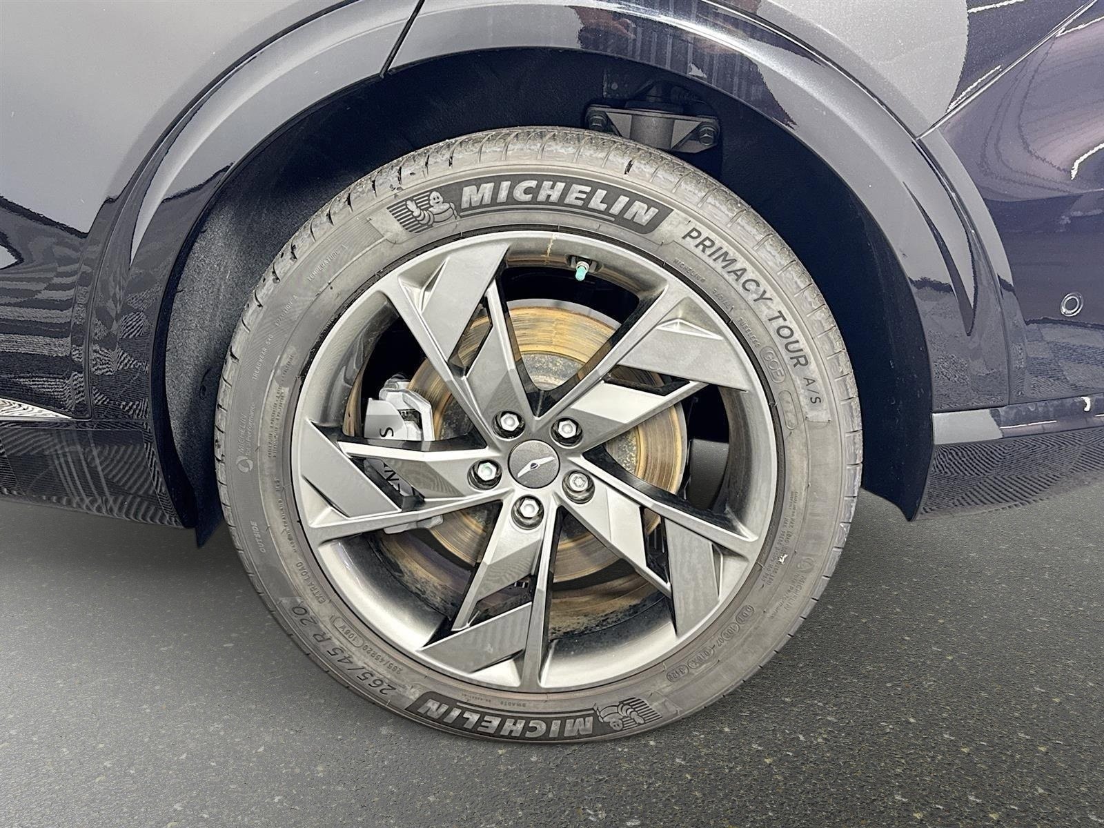 New 2023 Genesis Electrified GV70 Advanced image 32