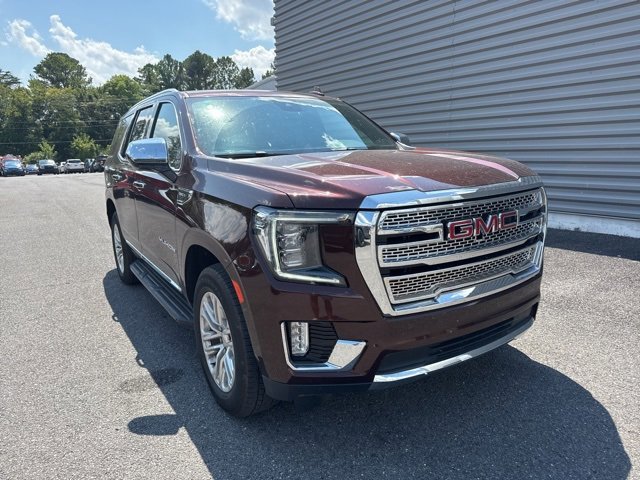 Used 2023 GMC Yukon SLT image 1