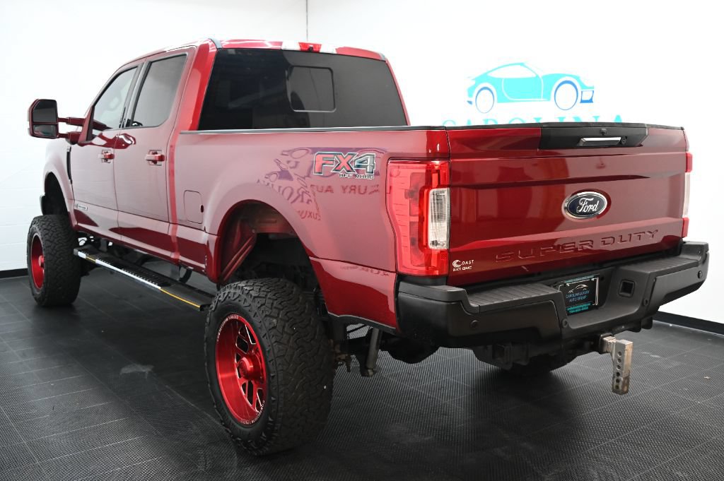 Used 2019 Ford F250 Lariat w/ Lariat Value Package AWD/4WD image 4