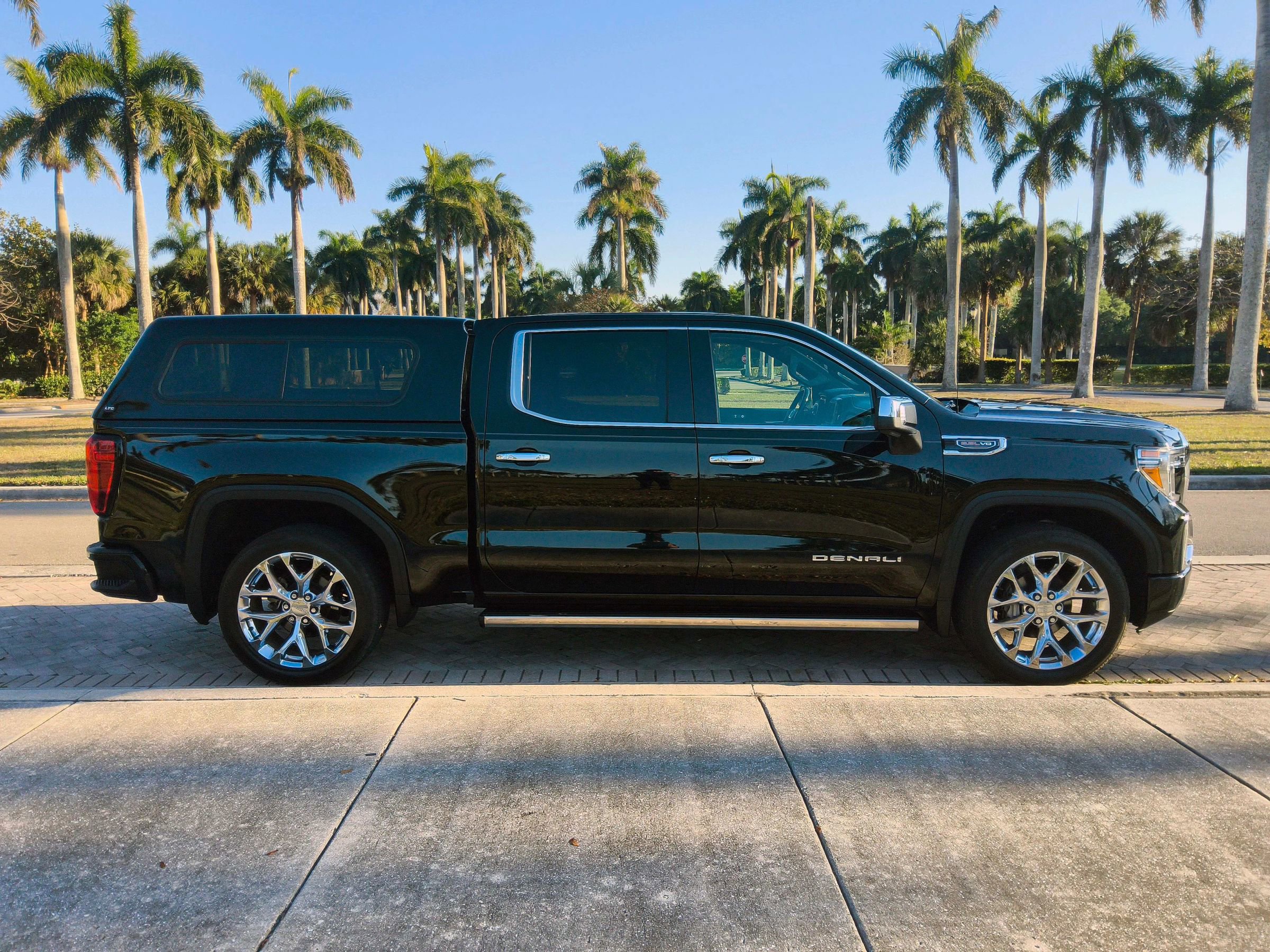 Used 2019 GMC Sierra 1500 Denali w/ Technology Package AWD/4WD image 16