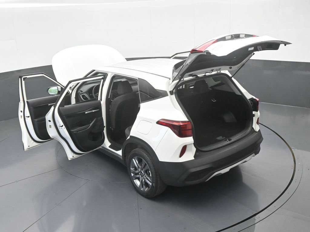 Used 2022 Kia Seltos LX image 59