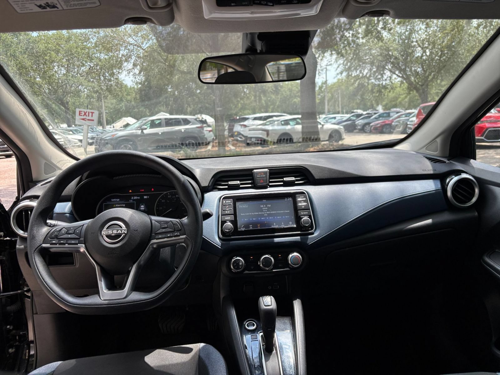 Used 2025 Nissan Versa SV FWD image 30