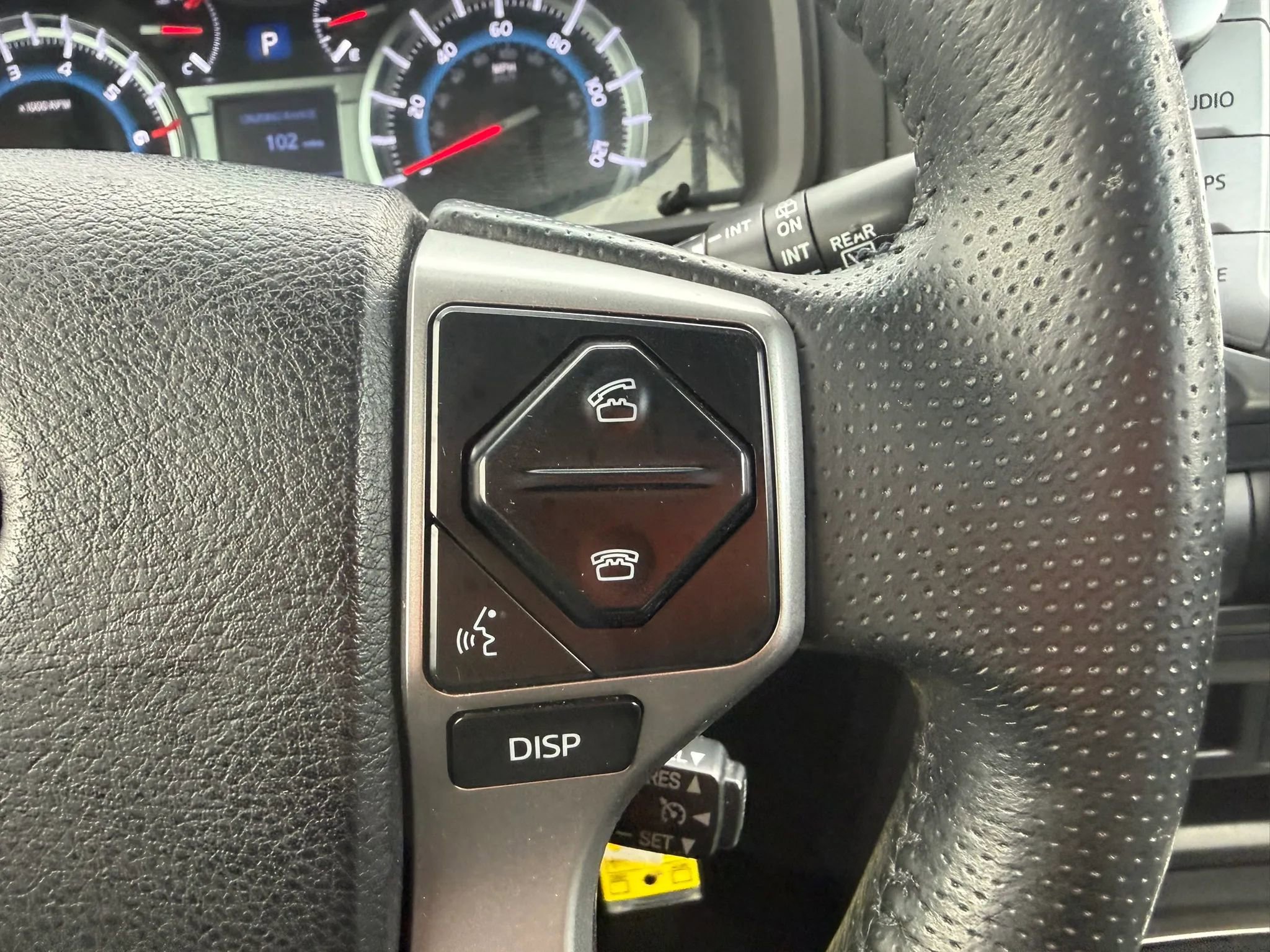 Used 2016 Toyota 4Runner SR5 AWD/4WD image 22