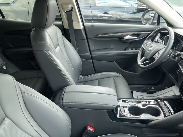 Used 2023 Buick Envision Essence FWD image 9