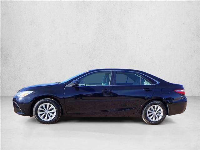 Used 2017 Toyota Camry LE video 2
