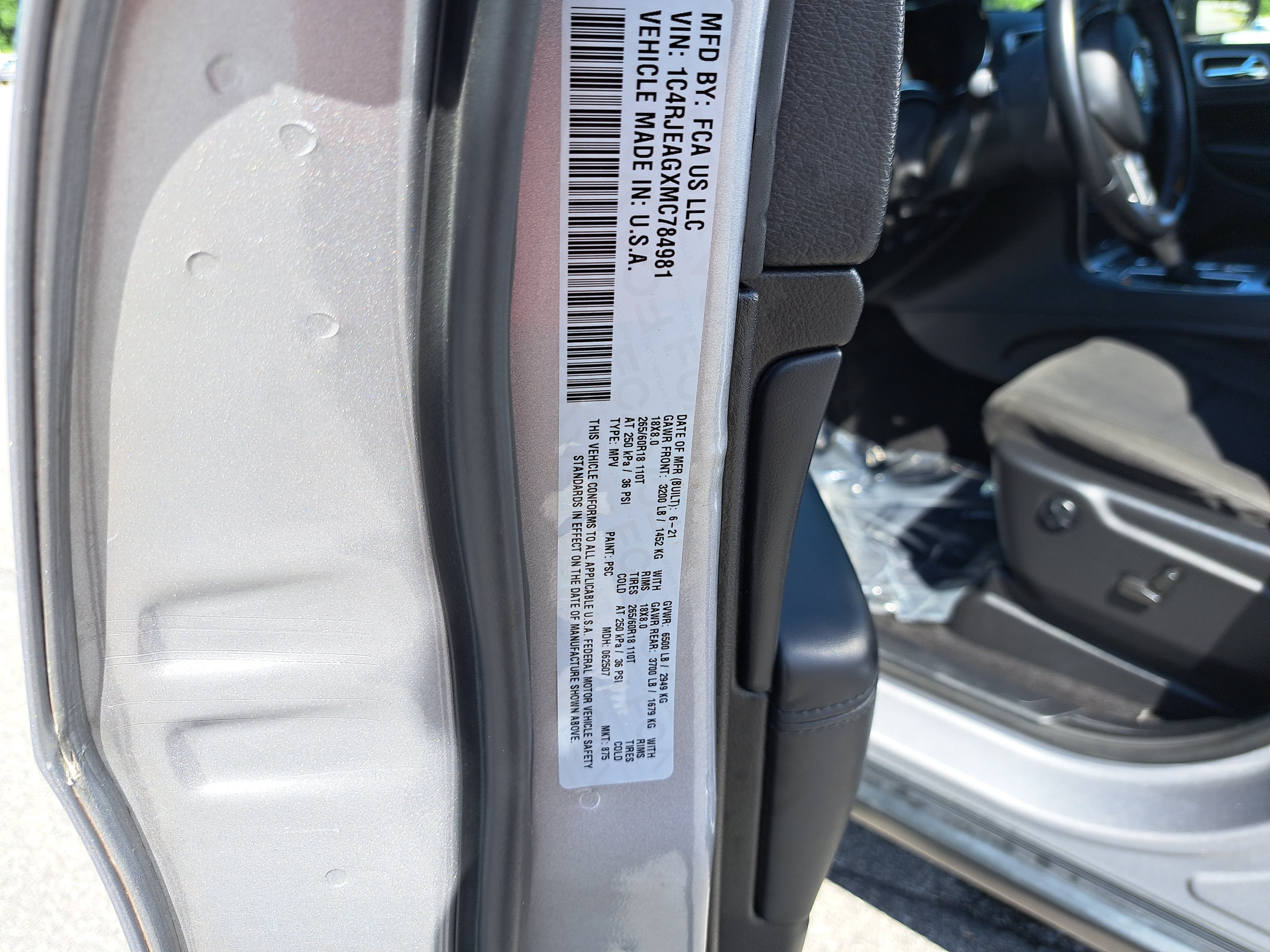 Used 2021 Jeep Grand Cherokee Laredo RWD image 32