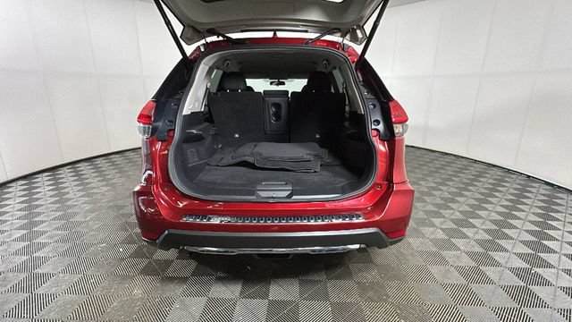 Used 2020 Nissan Rogue S FWD image 26